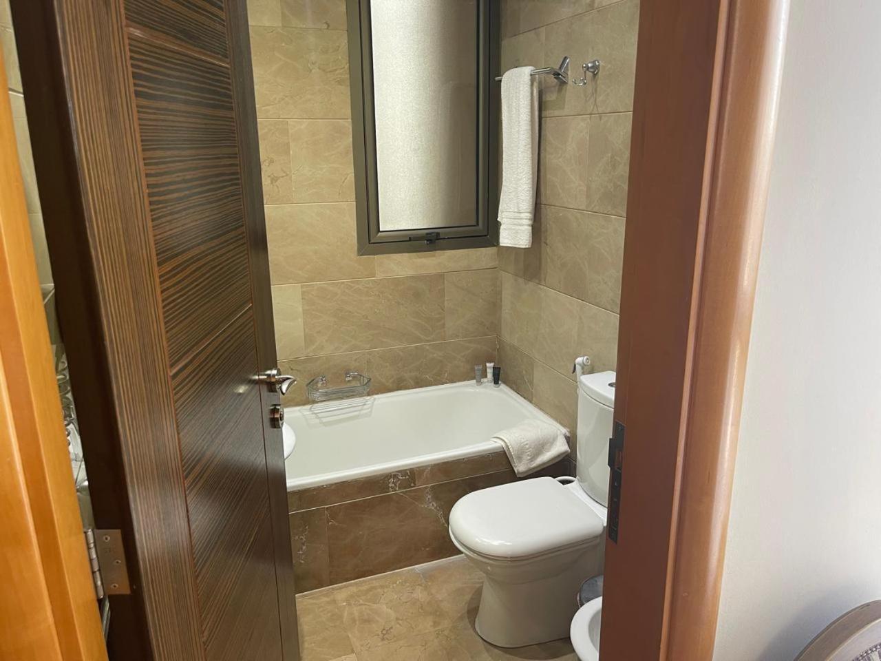 Ferienwohnung Lahoya Beirut Exterior foto
