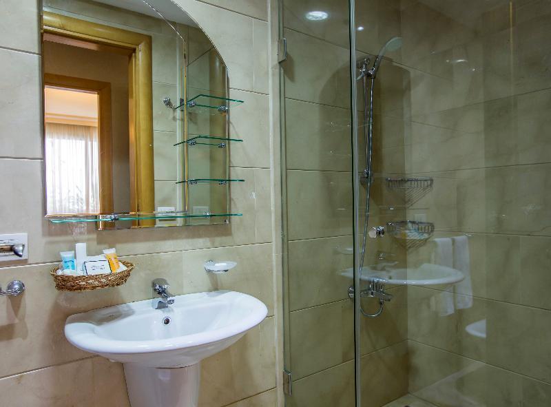 Ferienwohnung Lahoya Beirut Exterior foto