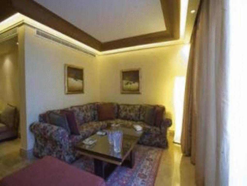 Ferienwohnung Lahoya Beirut Exterior foto